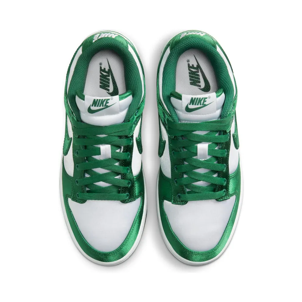 Nike DUNK LOW “Green Satin” (DX5931-100)