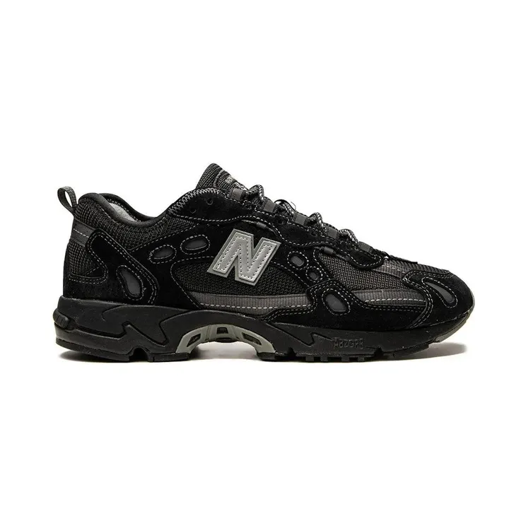 New Balance 827 thisisneverthat Black (ML827KTV)