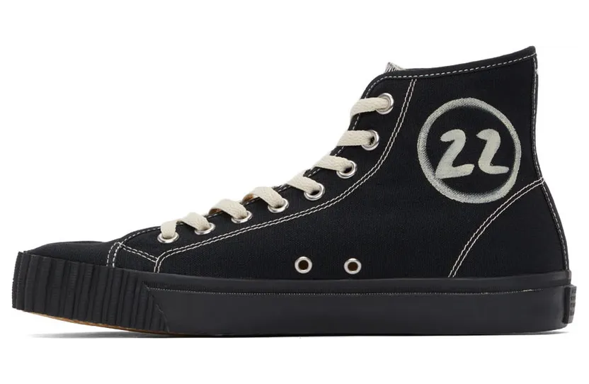 Maison Margiela White Canvas Tabi Sneakers (S37WS0577 P4291) (3)