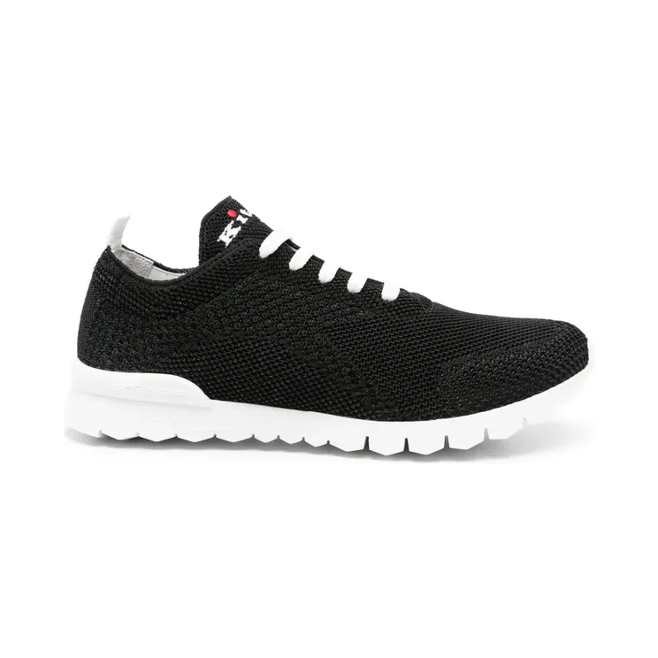 Kiton Klassische “Black” (DSSFITSN008090301M)