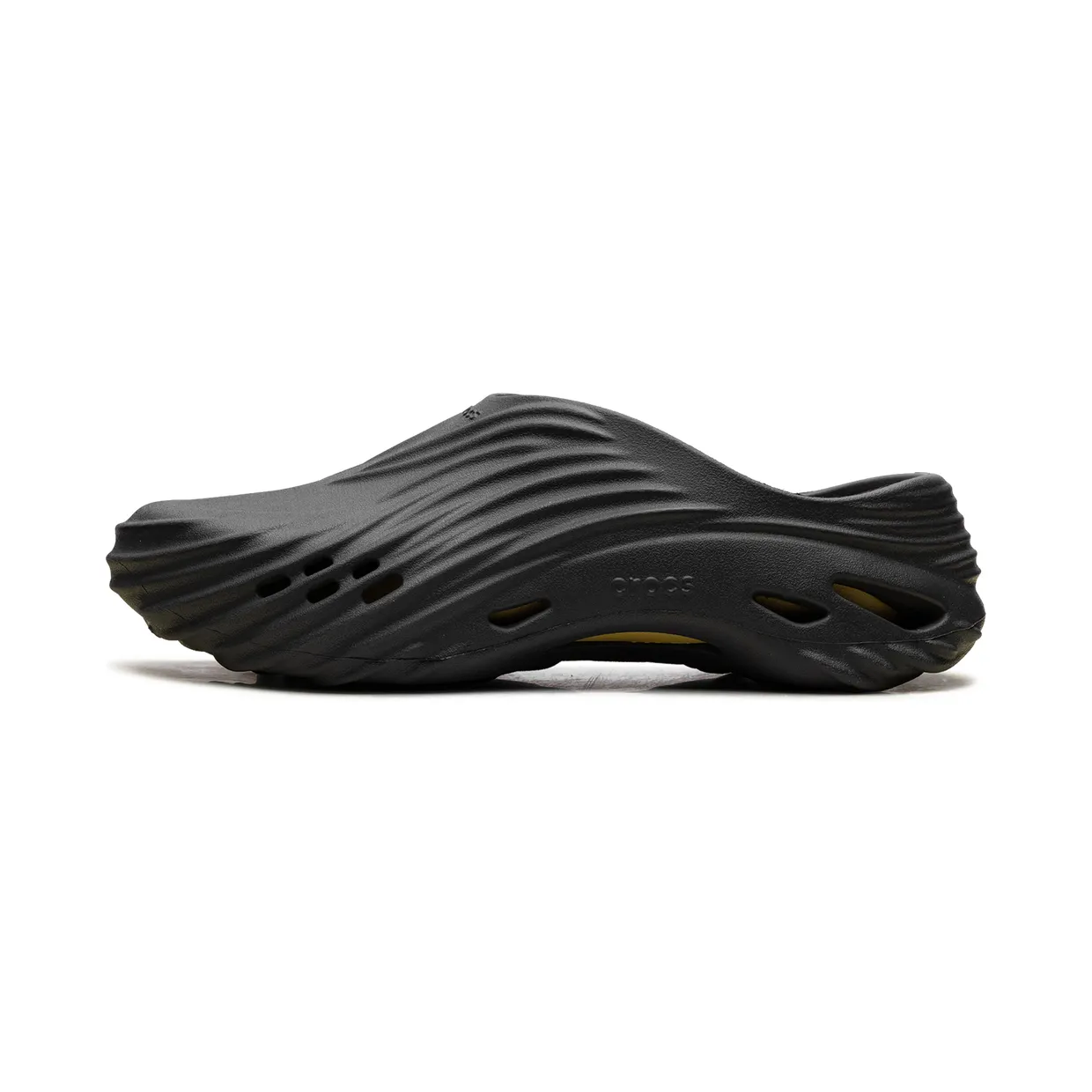 crocs-echo-wave 210521-0LD