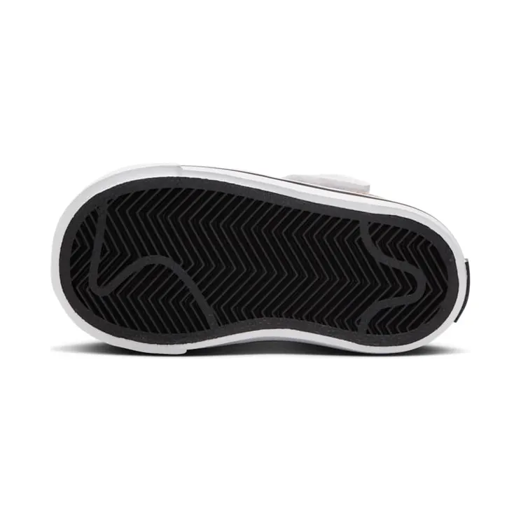 nikecourt DA5382-126