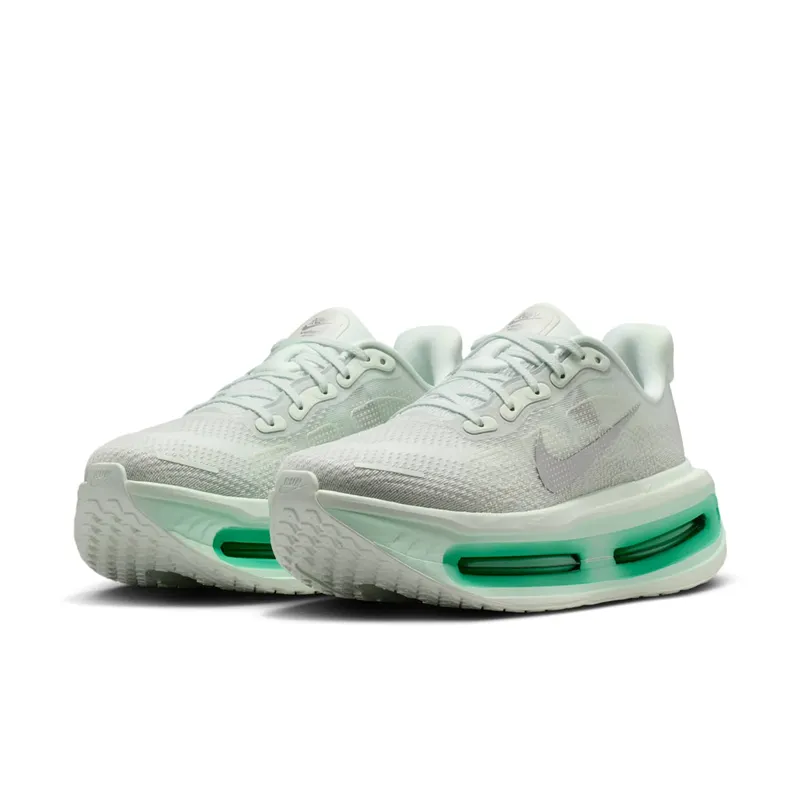 Nike Vomero Premium – “Barely Green / Light Silver / Sea Glass / Metallic Silver” (HM5973-300)