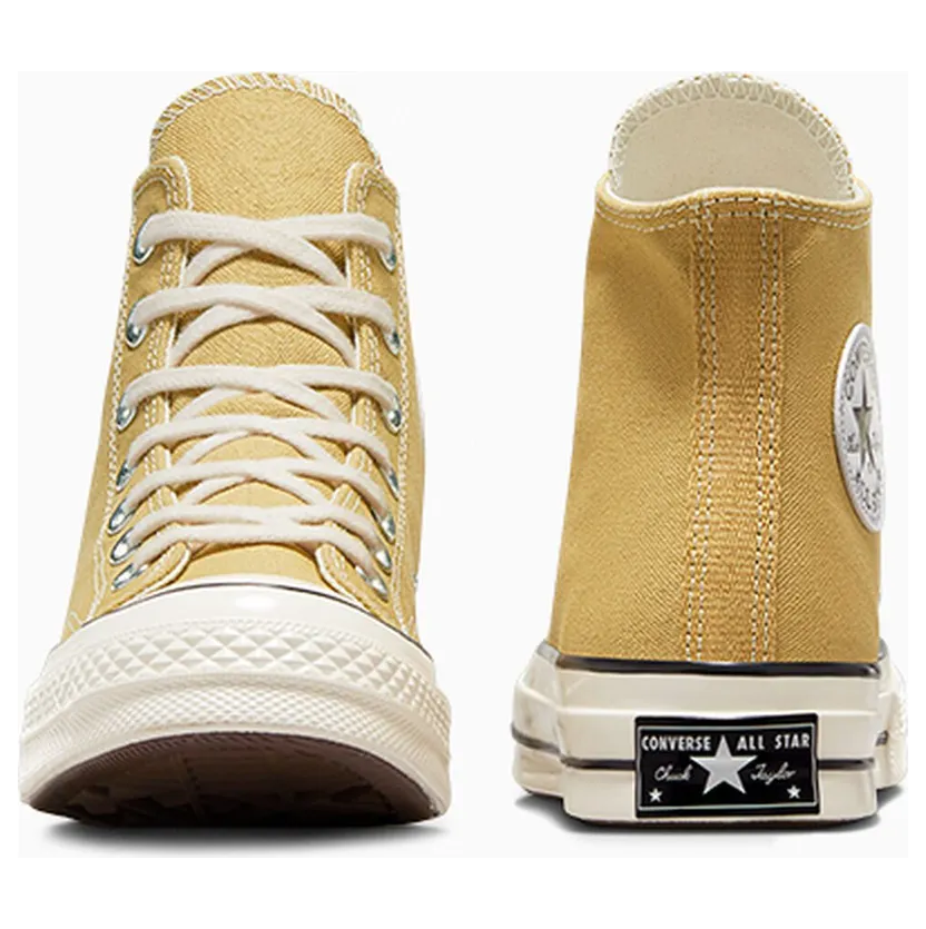 converse-chuck-taylor-all-star A04590C