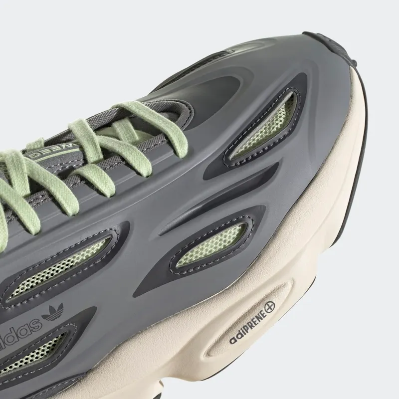 adidas-ozweego GZ2050