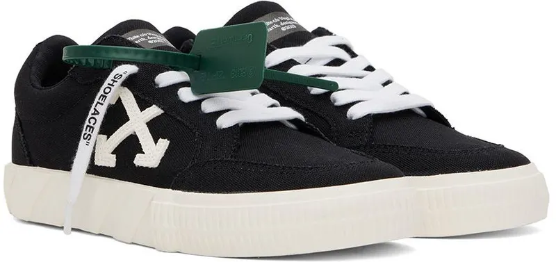 Off-White Black Arrow Low-Top Sneakers (OWIA272C99FAB0021001)
