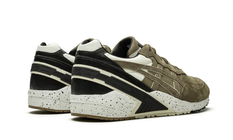 Asics Gel-Sight “Monkey Time – Olive Crown” (TQJ6H3)