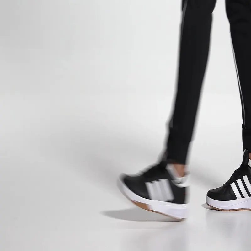 Adidas CourtBeat Court Lifestyle Core Black / Cloud White / Better Scarlet (HQ1763)