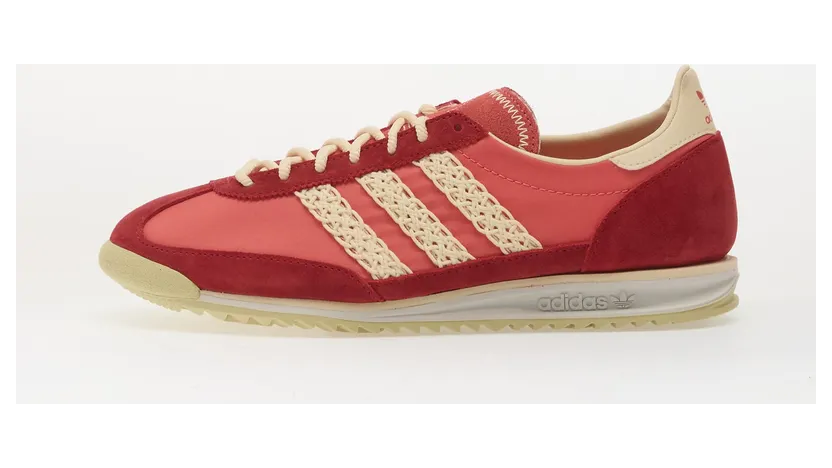 Adidas SL72 Preloved Scarlet / Warm Vanilla / Team Victory Red