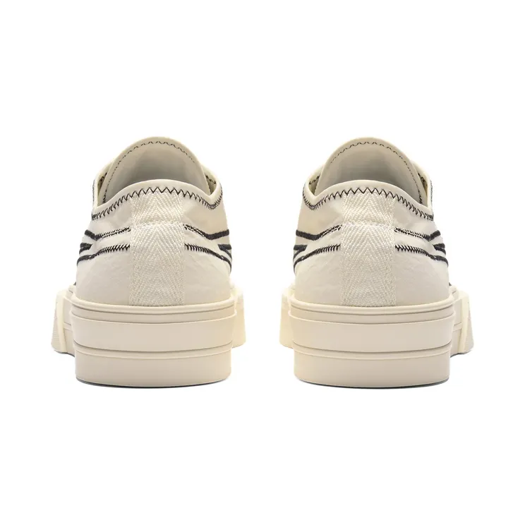 onitsuka-tiger-sneaker 1183C474-100