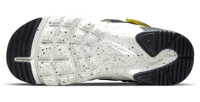 nike-canyon CW9704-301