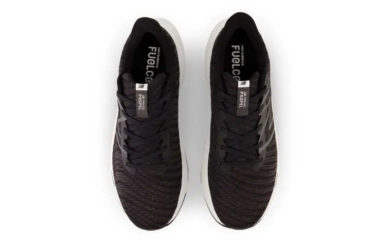 New Balance FuelCell Propel V4 “Black White” (MFCPRLB4)