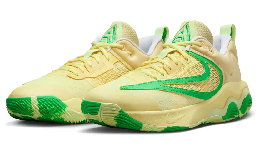 nike-giannis-immortality DZ7533-700
