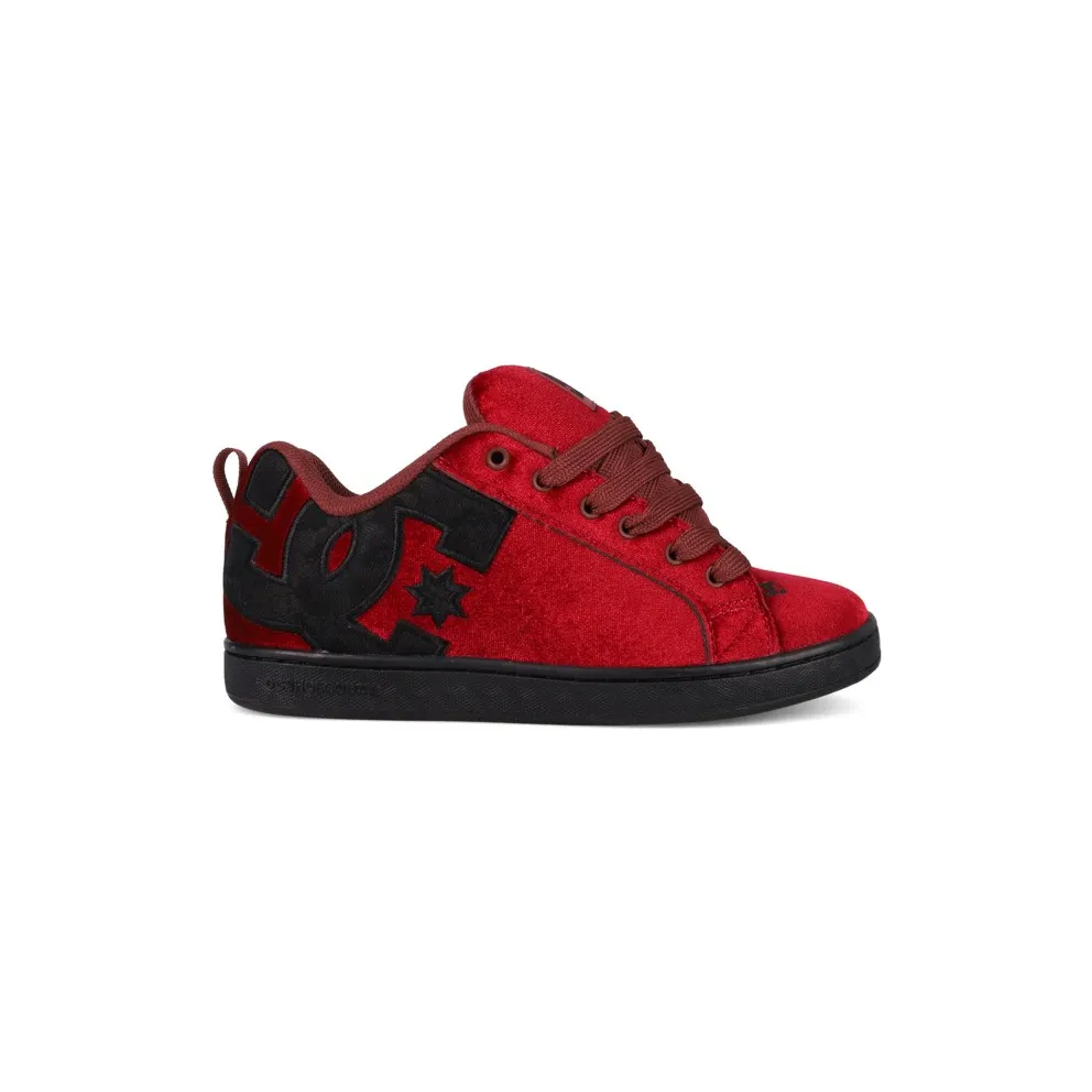 DC Court Graffik “Red” (300678601)