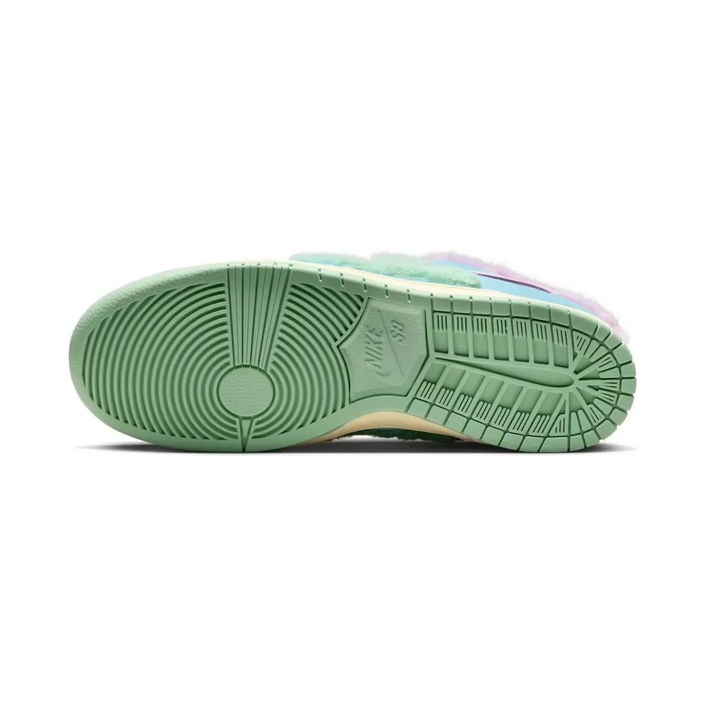 Nike SB Dunk Low “Verdy – Visty” (FN6040-400)