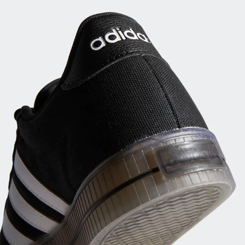Adidas Daily 3.0 Core Black / Cloud White / Cloud White (FW7050)