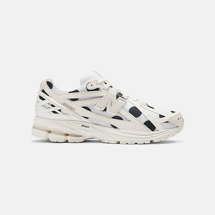 New Balance 1906R “Polka Dot Sea Salt” (M1906RPC)