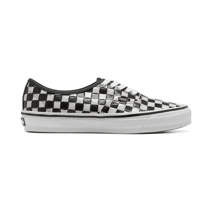 Vans OTW Authentic 44 Vibram Checkerboard White Black (VN000DCNBZW)
