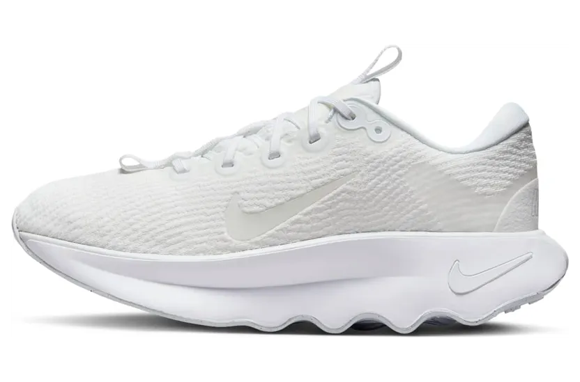 Nike Motiva “Summit White” (DV1238-106)