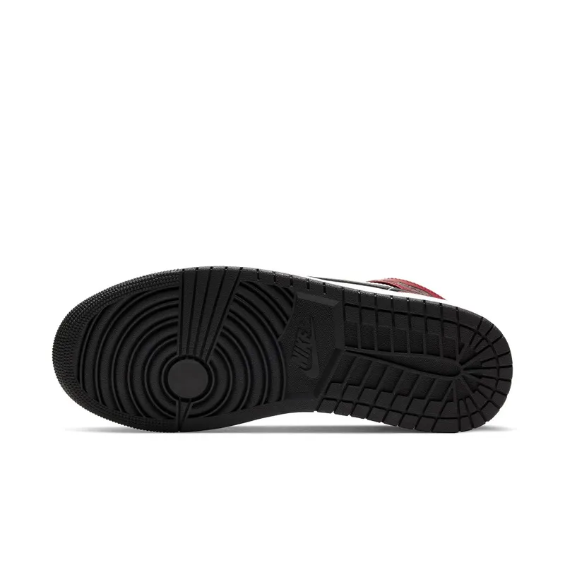 Air Jordan 1 Mid ‘Chicago Black Toe’ (2020) (554724-069)