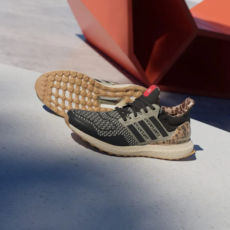 adidas Ultra Boost 1.0 Core Black Leopard (JR5844)