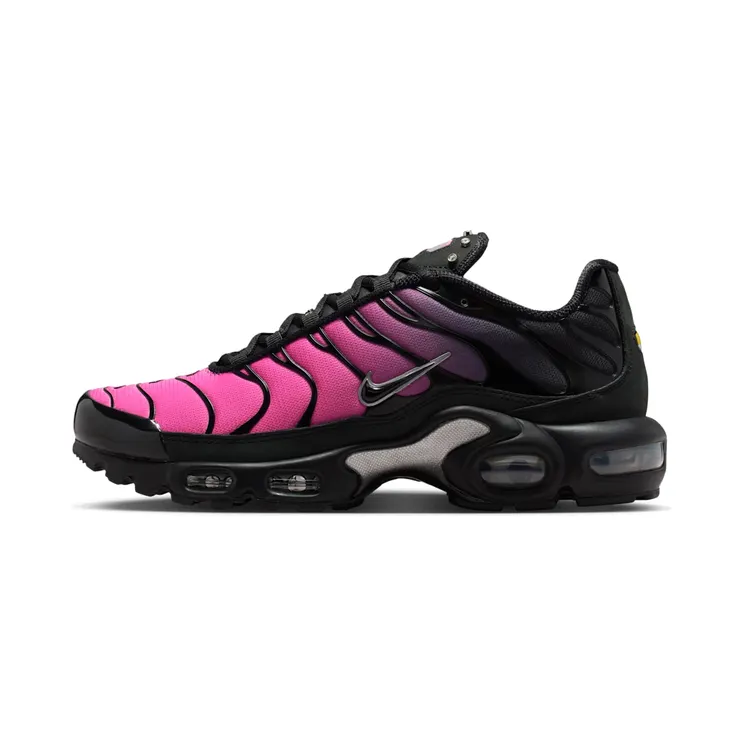 Nike Air Max Plus “Black / Metallic Silver / Peony” (IQ0280-010)