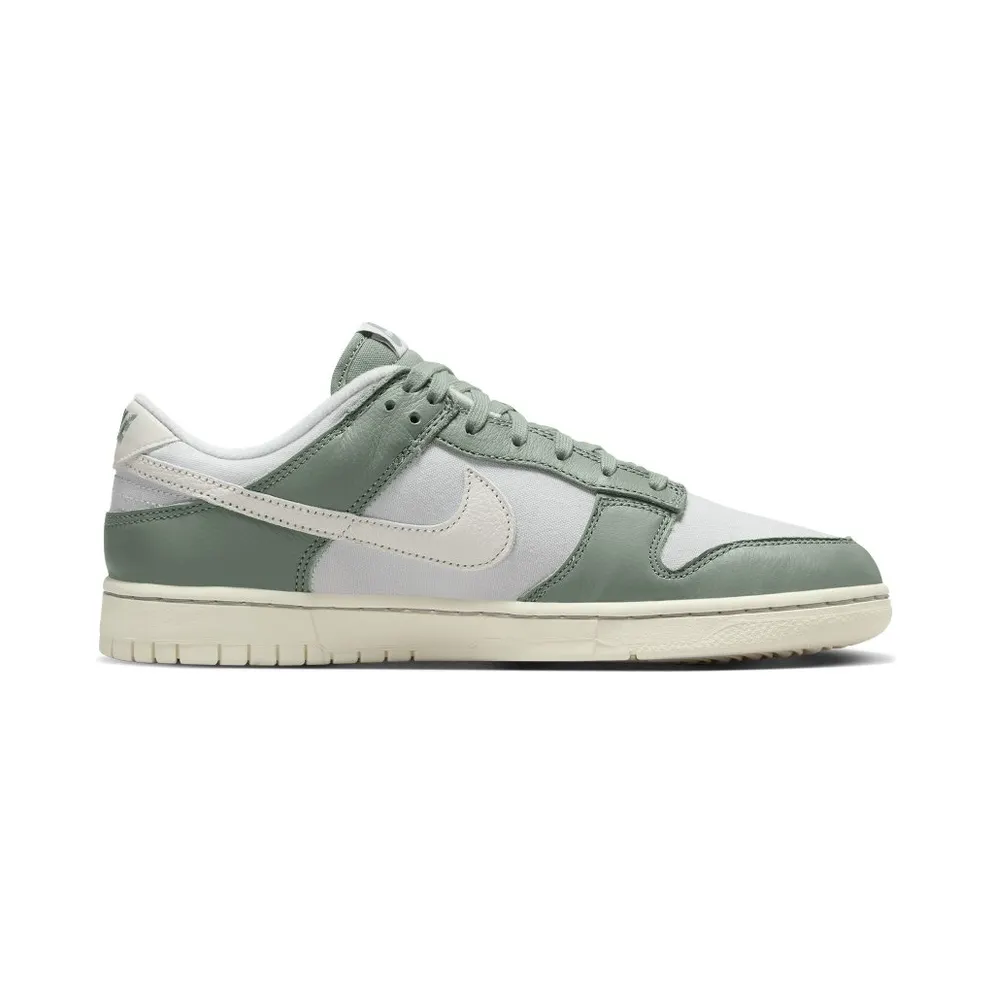 Nike Dunk Low Retro Premium Mica Green/Photon Dust/Sail (DV7212-300)