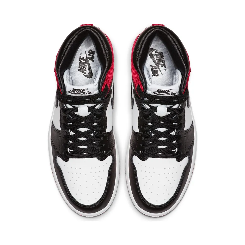 Air Jordan Womens Nike AJ I 1 Retro High ‘Satin Black Toe’ (2019) (CD0461-016)
