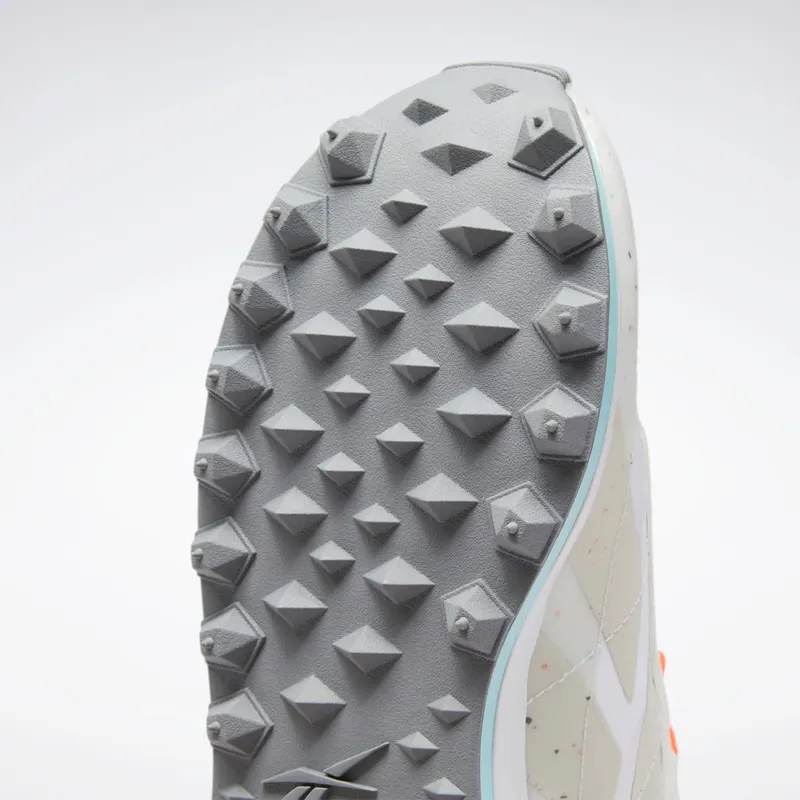 reebok-sneaker FY5014