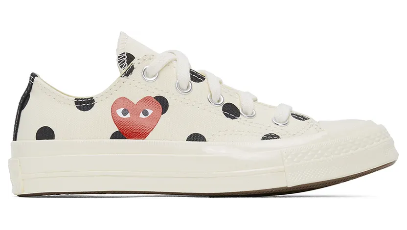 Comme des Garçons Play Black Converse Edition Polka Dot Heart Chuck 70 Low Sneakers (K114)