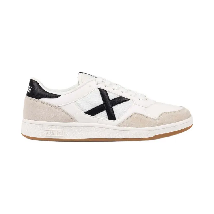 Munich White (401107942)