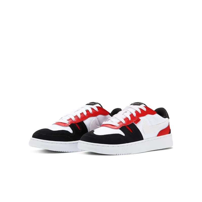 Nike Squash-Type “White / University Red / Black” (CJ4119-101)