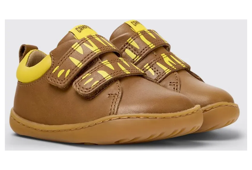 Camper Brown (K800405-051TWINS0)