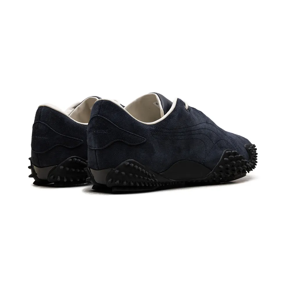 Puma Mostro “JJJJound – Deep navy” (403823-03)