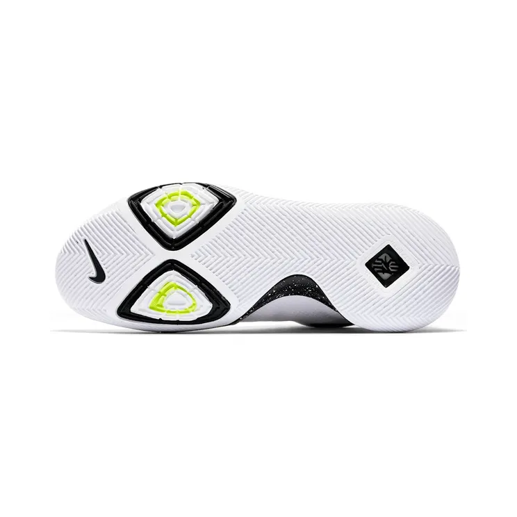 nike-kyrie-3 917724-100
