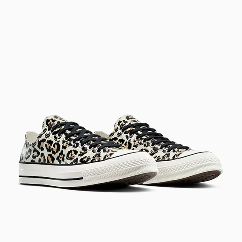 Converse Chuck 70 “Glow-In-The-Dark Leopard” (A15033C)