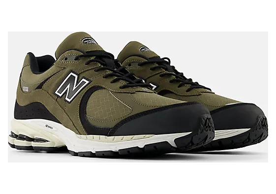 new-balance-2002r M2002RXU