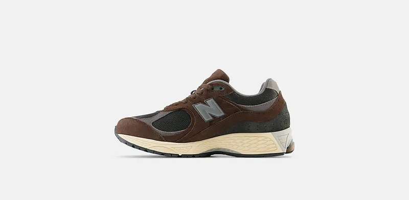 New Balance 2002R “Lunar New Year” (M2002RLY)