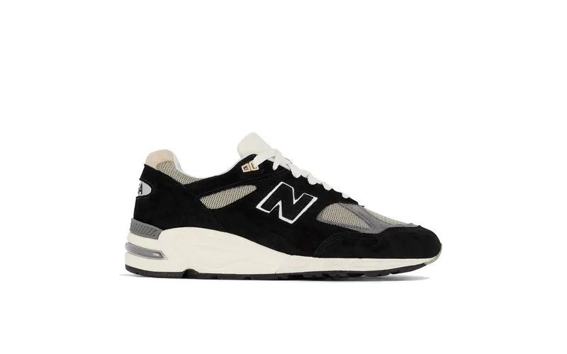 New Balance 990 v2 “Teddy Santis – Black” (M990TE2)