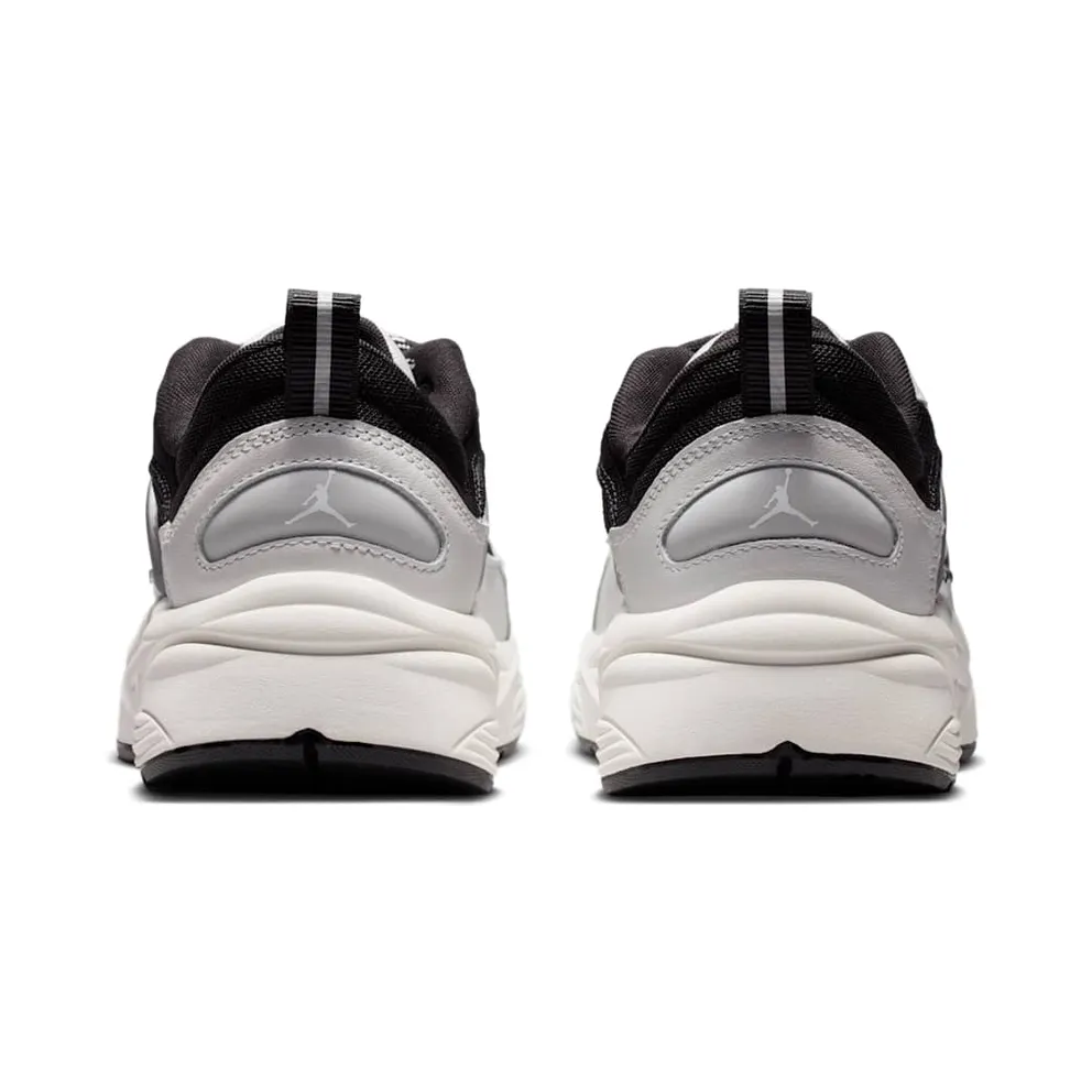 Jordan Trunner O/S “Photon Dust Black Sail” (IB3722-010)