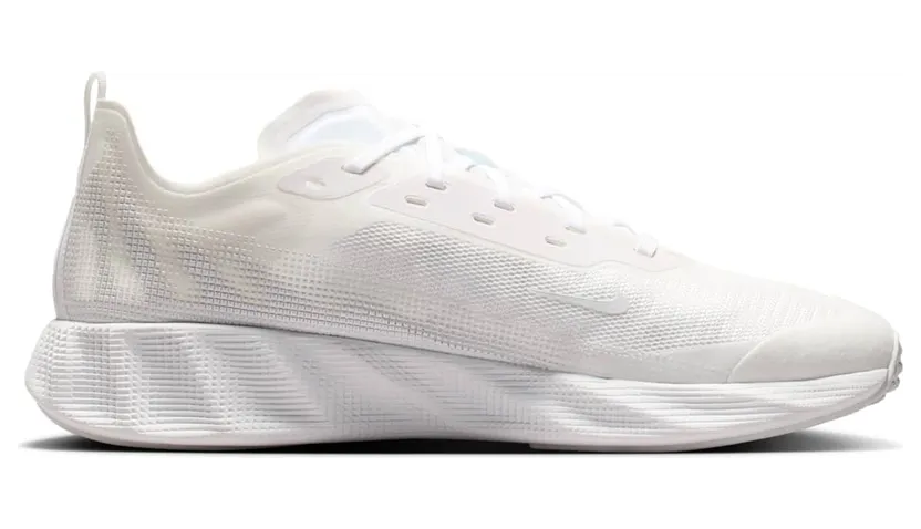 nike-ava IQ7633-100