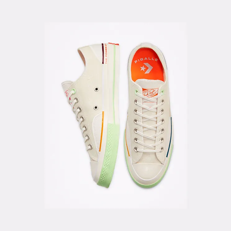 converse-chuck-taylor-all-star 165748C