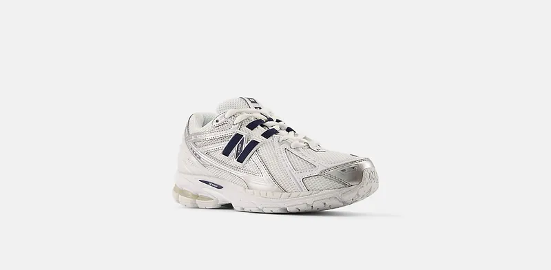 New Balance 1906R “White / Navy” (U1906RCM)