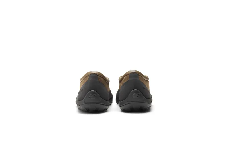 New Balance MT10T “Tokyo Design Studio – Raw Leather” (MT10TOK2)