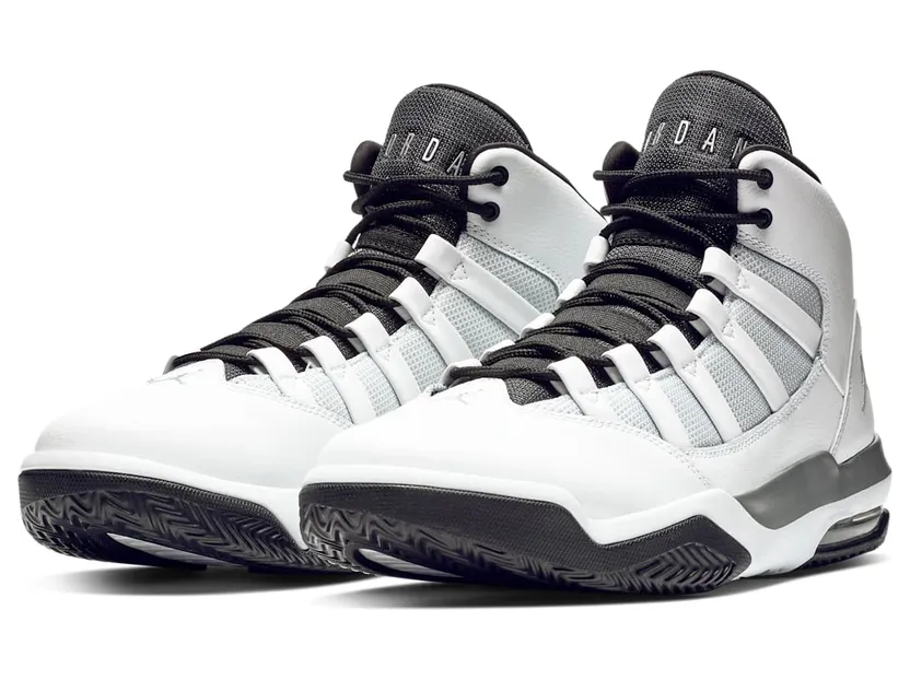 air-jordan-max-aura AQ9084-102