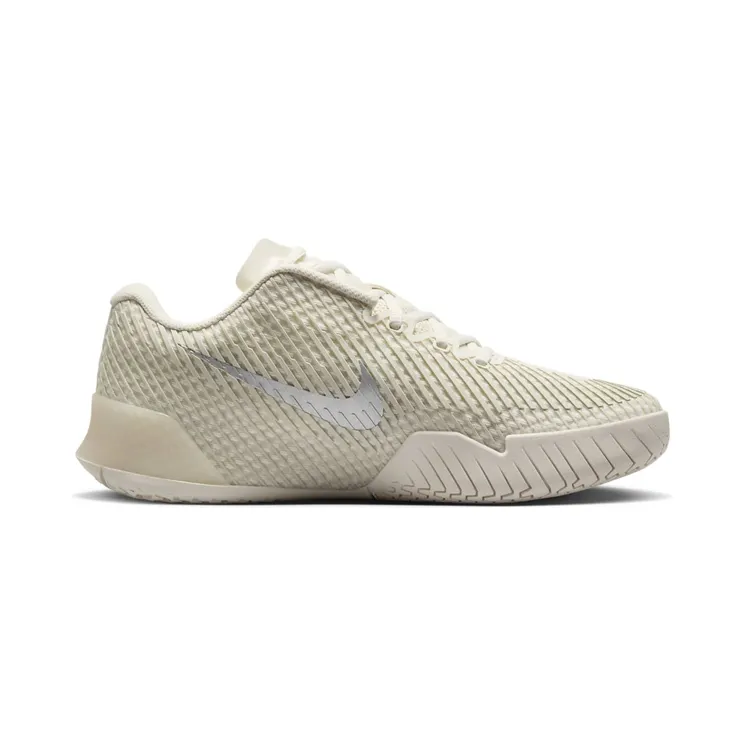 nikecourt FZ1420-100