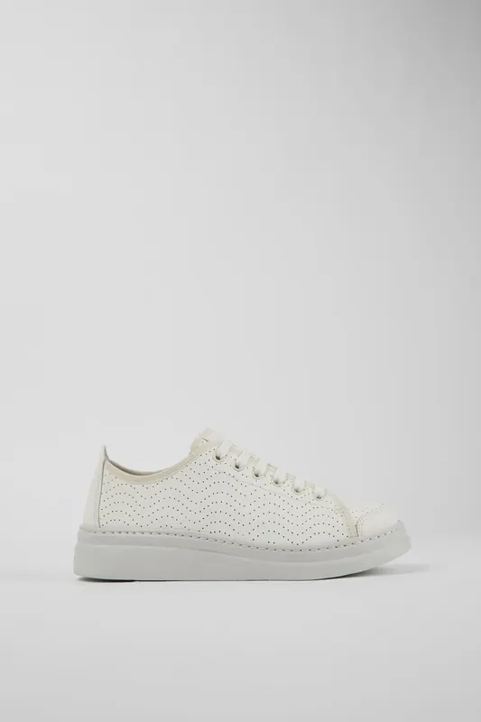 Camper Runner Up – White (K201624006)