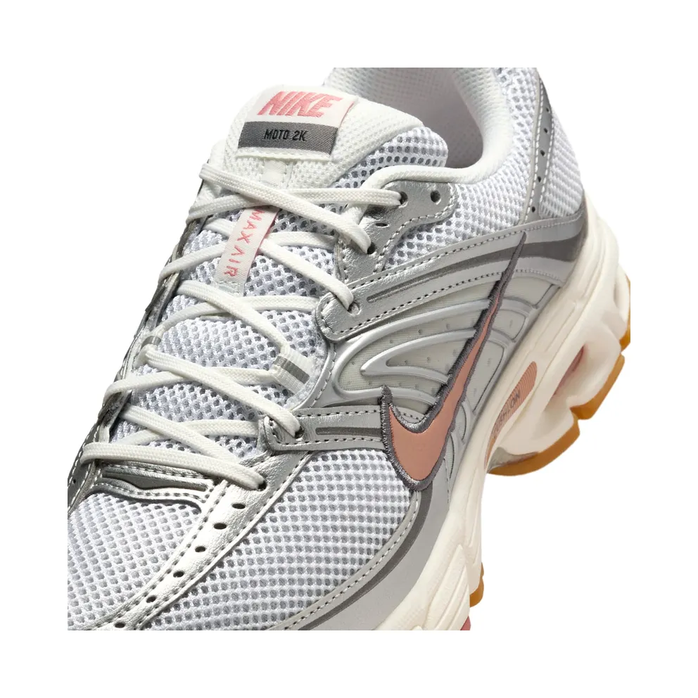 Nike Air Max Moto 2K White/Metallic Silver/Metallic Dark Grey/Metallic Red Bronze (IQ0365-100)