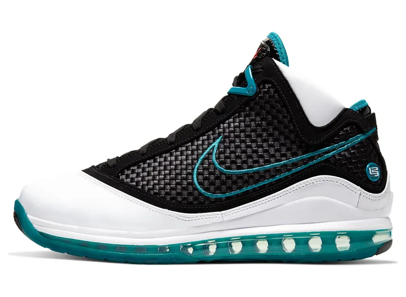 Nike LeBron VII QS Red Carpet (CU5133-100)