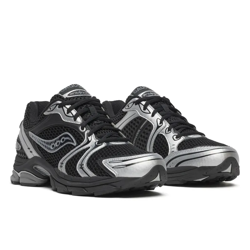 SAUCONY ProGrid Triumph 4 “Black / Silver” (S70704-23)